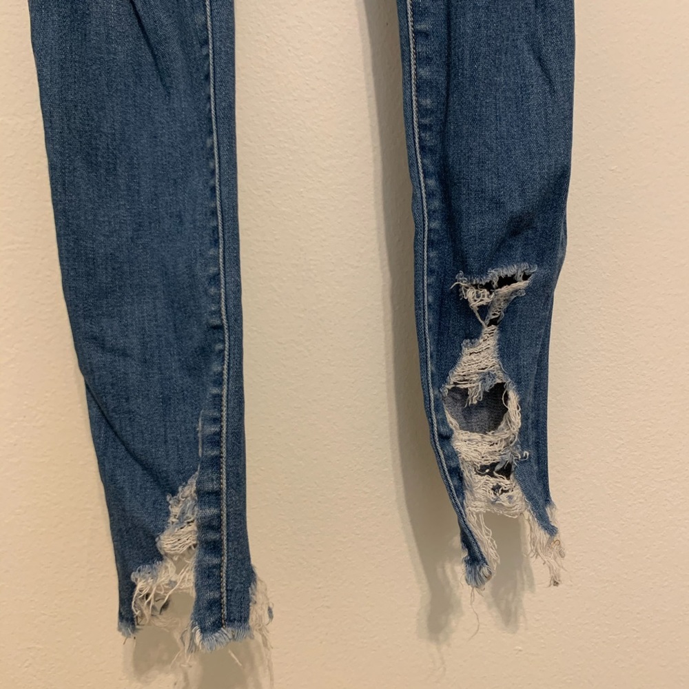 High Rise Ripped Jeans - Picture 2 of 7